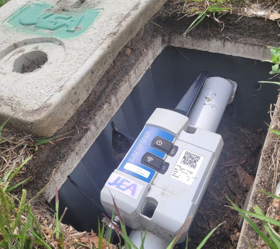 Vacuum sewer sensor